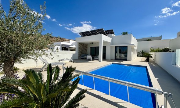 Obra nueva - Villa -
Benijofar