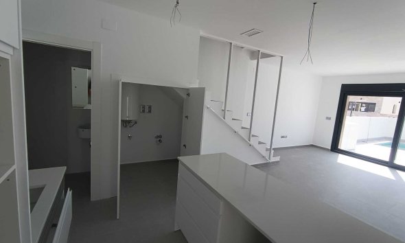 Obra nueva - Villa -
Daya Nueva