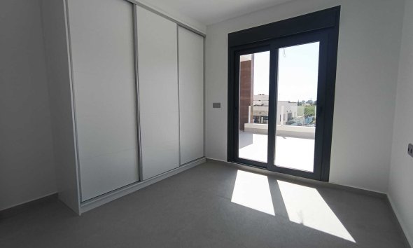 Obra nueva - Villa -
Daya Nueva