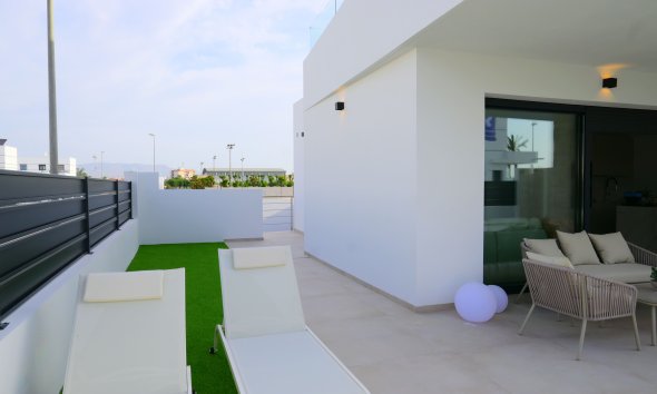 Obra nueva - Villa -
Dolores