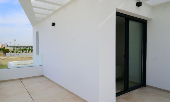 Obra nueva - Villa -
Dolores