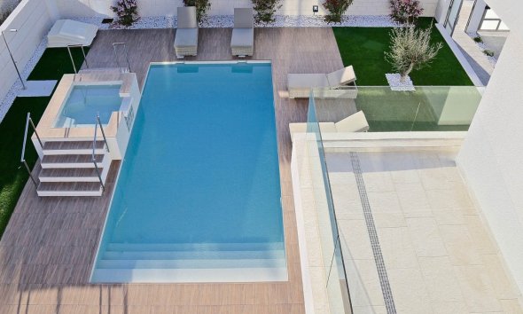 Nybyggeri - Villa -
Dehesa de Campoamor