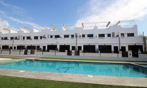 Nybyggeri - Rækkehus -
Pilar de la Horadada