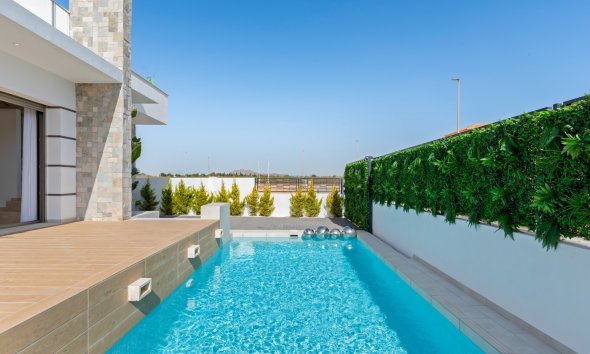 Obra nueva - Villa -
Los Alcázares