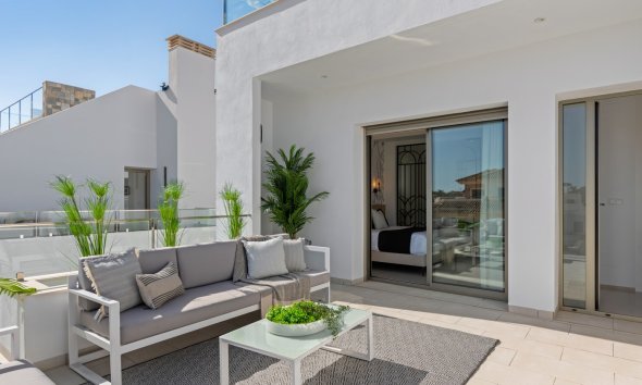 Obra nueva - Villa -
Los Alcázares