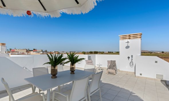 Obra nueva - Villa -
Los Alcázares