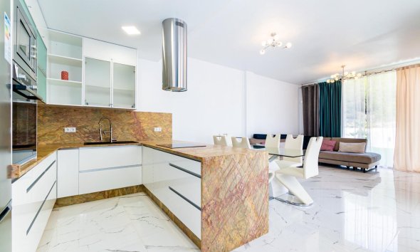 Obra nueva - Villa -
Orihuela Costa