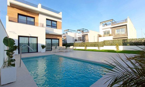 New Build - Townhouse -
Benijofar