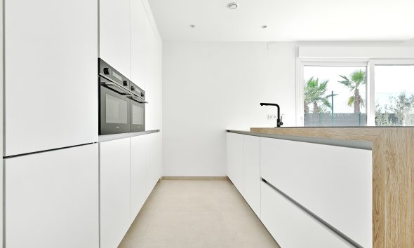 Obra nueva - Villa -
Los Montesinos