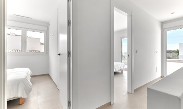 Obra nueva - Villa -
Los Montesinos