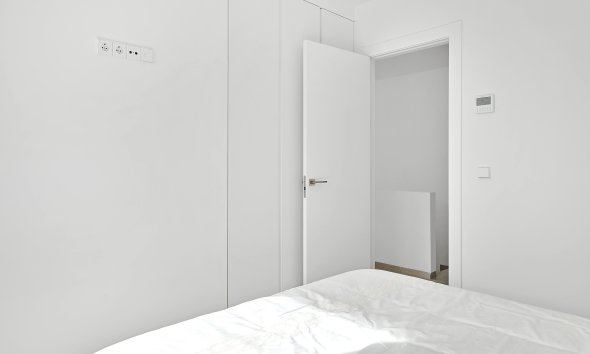 Obra nueva - Villa -
Los Montesinos