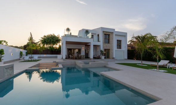 Nybyggeri - Villa -
Orihuela Costa