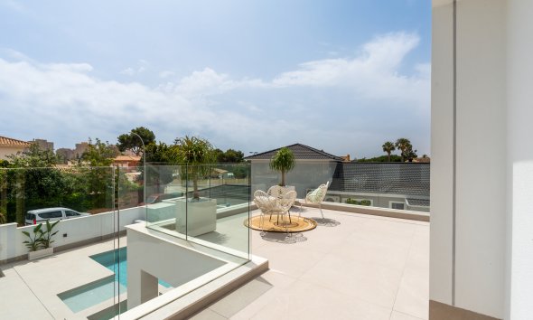 Obra nueva - Villa -
Orihuela Costa