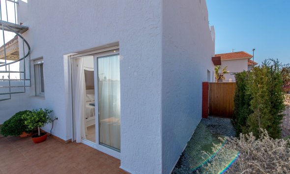 Obra nueva - Villa -
Los Alcázares