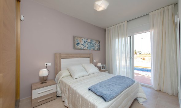 Obra nueva - Villa -
Los Alcázares