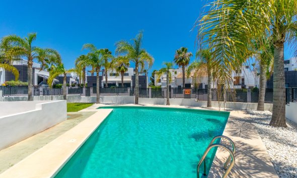Reventa - Apartamento -
Orihuela Costa - Villamartín
