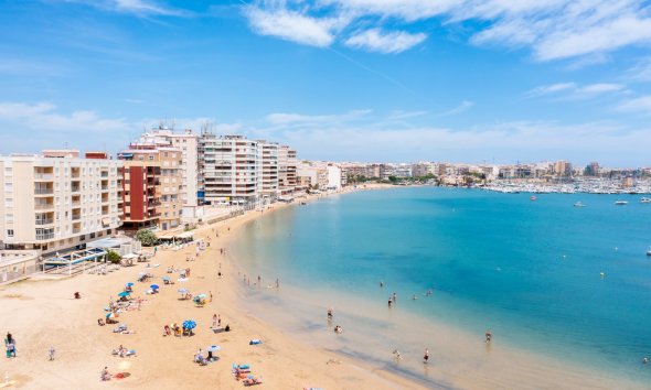 Obra nueva - Villa -
Orihuela Costa