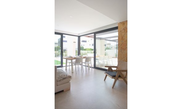 Obra nueva - Villa -
Orihuela Costa
