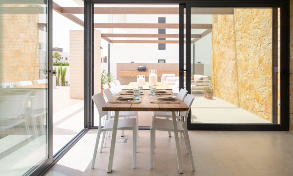 Obra nueva - Villa -
Orihuela Costa