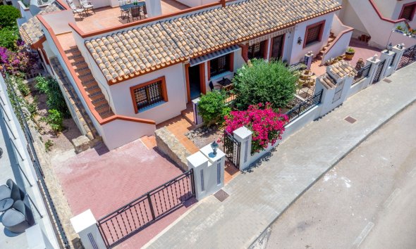 Reventa - Adosado -
San Miguel de Salinas
