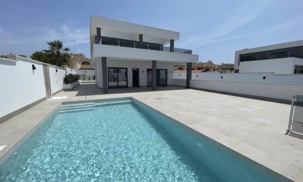 Obra nueva - Villa -
Ciudad Quesada