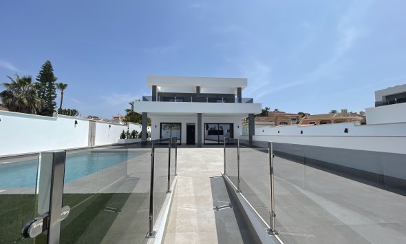 Obra nueva - Villa -
Ciudad Quesada
