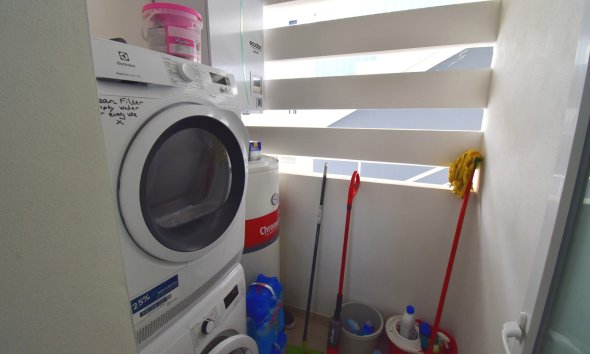 Reventa - Apartamento -
Orihuela Costa - Playa Flamenca