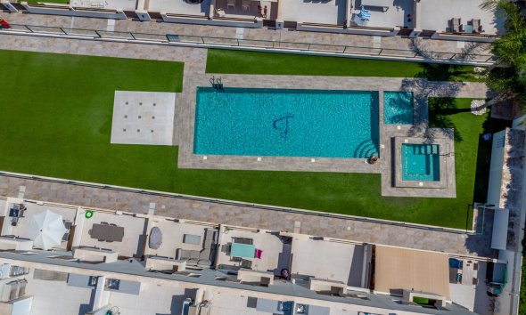 Gensalg - Rækkehus -
Torrevieja