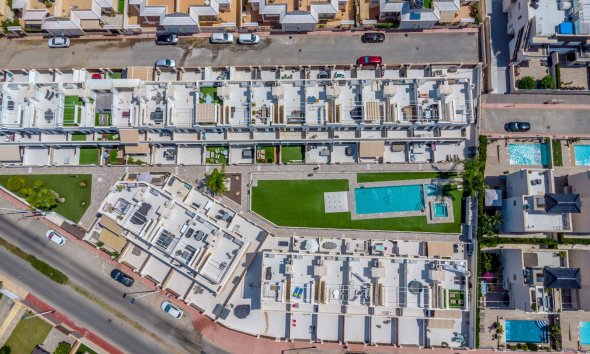 Gensalg - Rækkehus -
Torrevieja