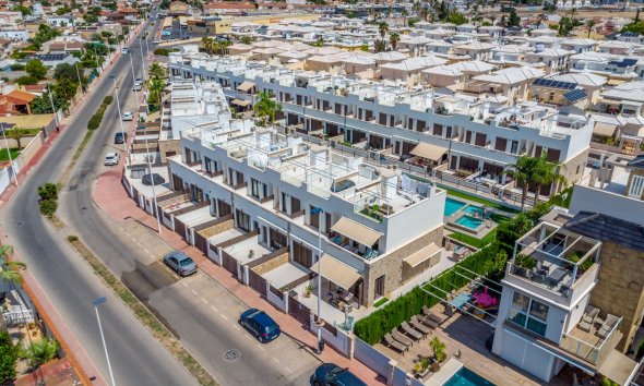 Gensalg - Rækkehus -
Torrevieja