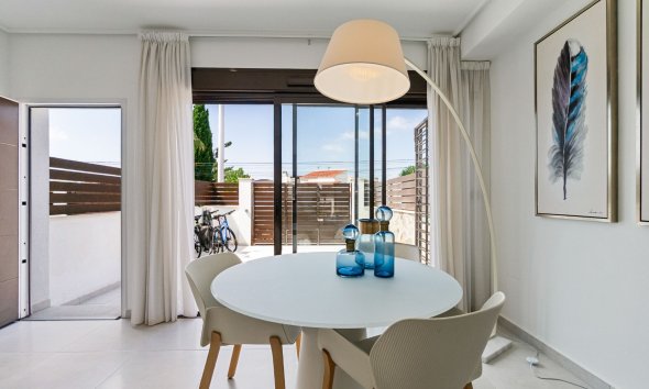 Gensalg - Rækkehus -
Torrevieja