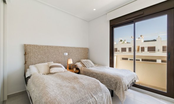 Gensalg - Rækkehus -
Torrevieja