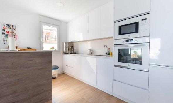 Obra nueva - Villa -
Murcia