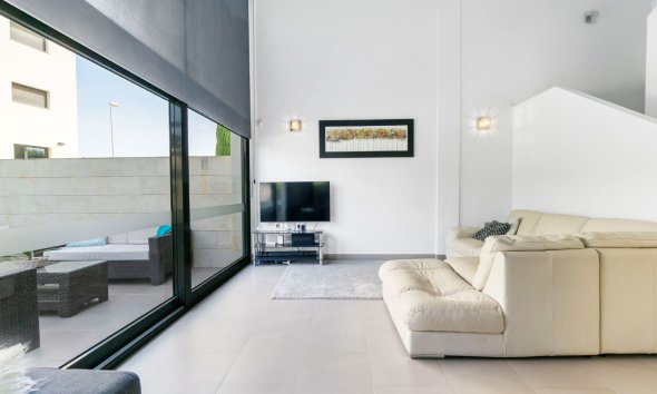 Gensalg - Villa -
Villamartín - Los Dolses