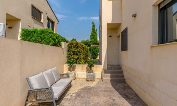 Gensalg - Villa -
Villamartín - Los Dolses