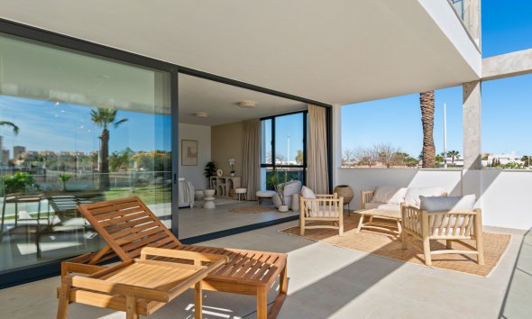 Obra nueva - Apartamento -
Islas Menores