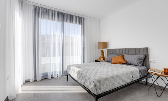 Nybyggeri - Villa -
La Mata