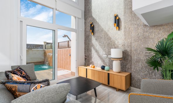 Nybyggeri - Villa -
Los Montesinos