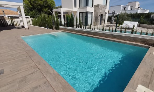 Nybyggeri - Villa -
Cartagena