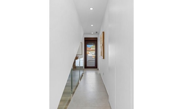 Nybyggeri - Villa -
Pilar de la Horadada