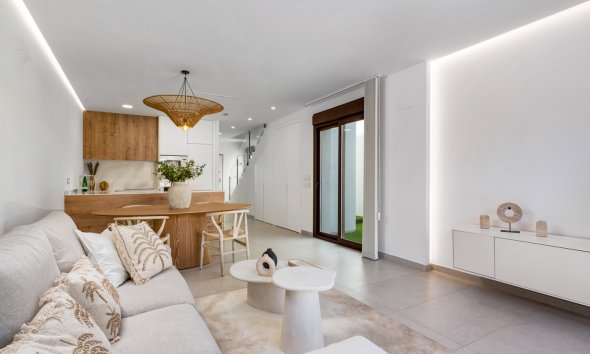 Nybyggeri - Villa -
Pilar de la Horadada