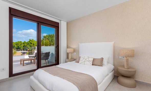 Nybyggeri - Villa -
Pilar de la Horadada