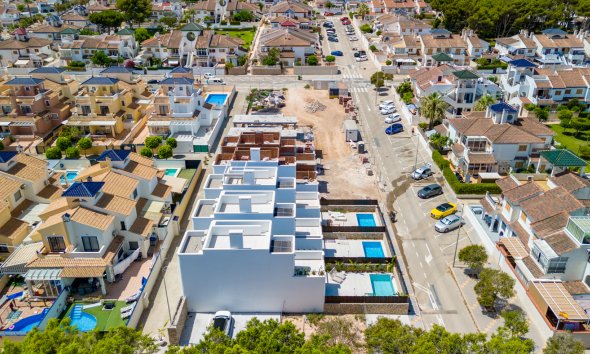 Nybyggeri - Villa -
Pilar de la Horadada