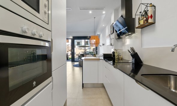 Gensalg - Rækkehus -
Orihuela Costa - Villamartín