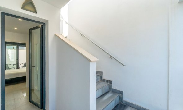 Gensalg - Rækkehus -
Orihuela Costa - Villamartín