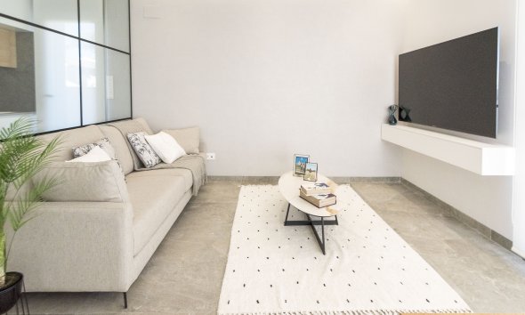 Nybyggeri - Villa -
Pilar de la Horadada