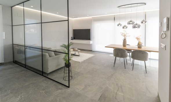 Nybyggeri - Villa -
Pilar de la Horadada