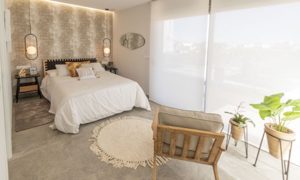 Nybyggeri - Villa -
Pilar de la Horadada