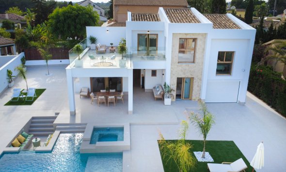 Nybyggeri - Villa -
Orihuela Costa