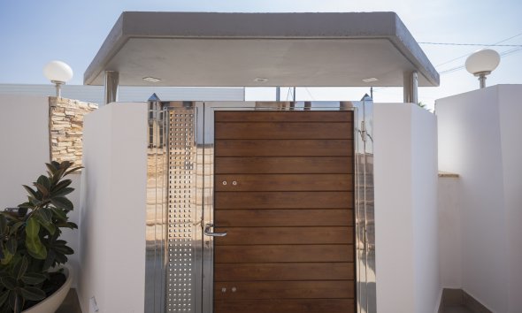 Nybyggeri - Villa -
Jerónimo y Avileses